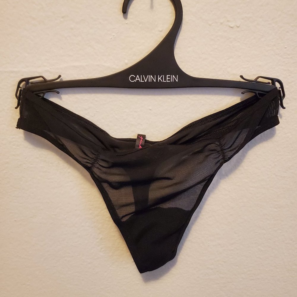 BRAND NEW VS PINK Ruched Mesh Thong Black (4)